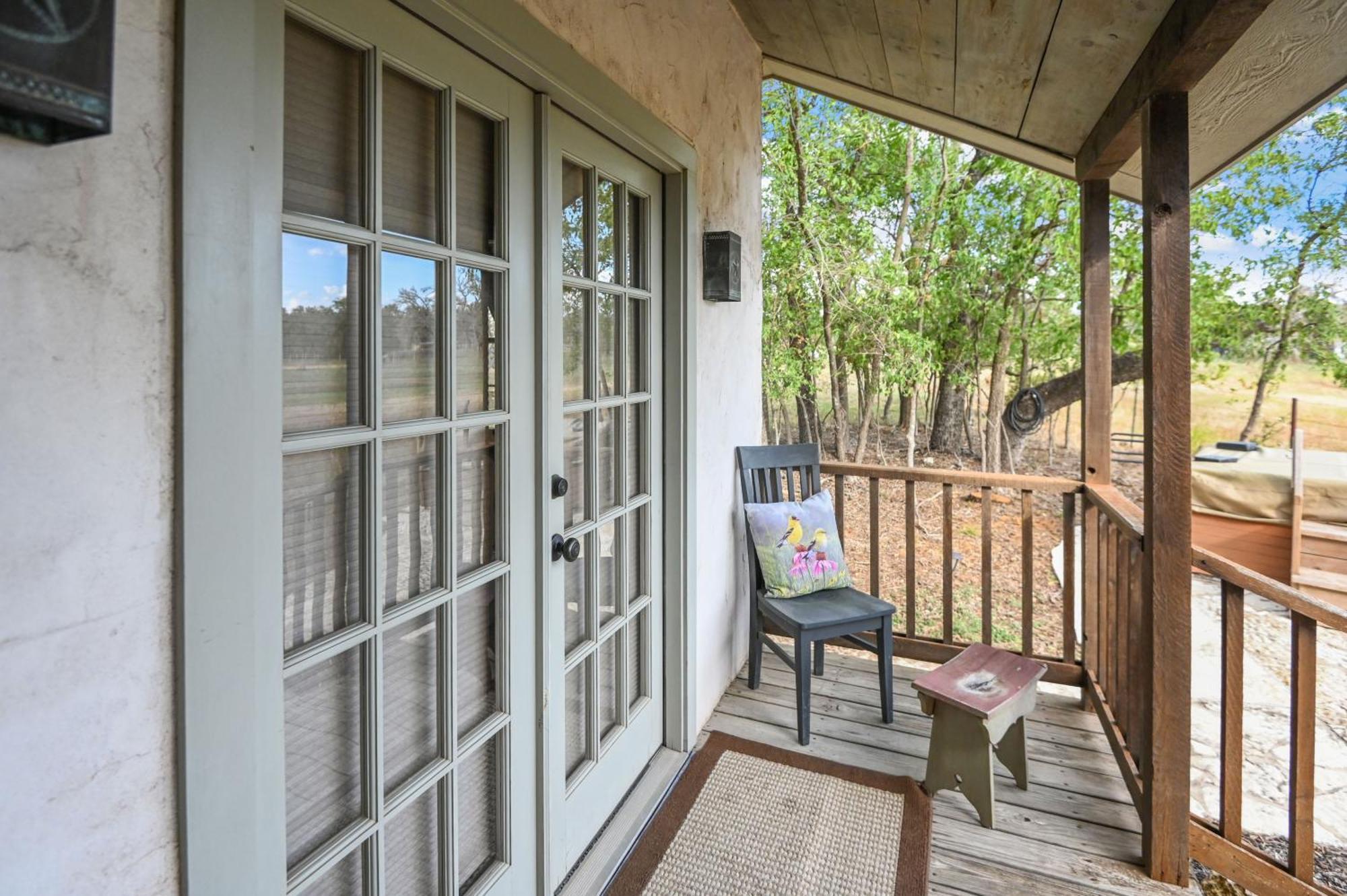 Cabins On Knopp School-Chula Vista Cabin 프레드릭스버그 외부 사진