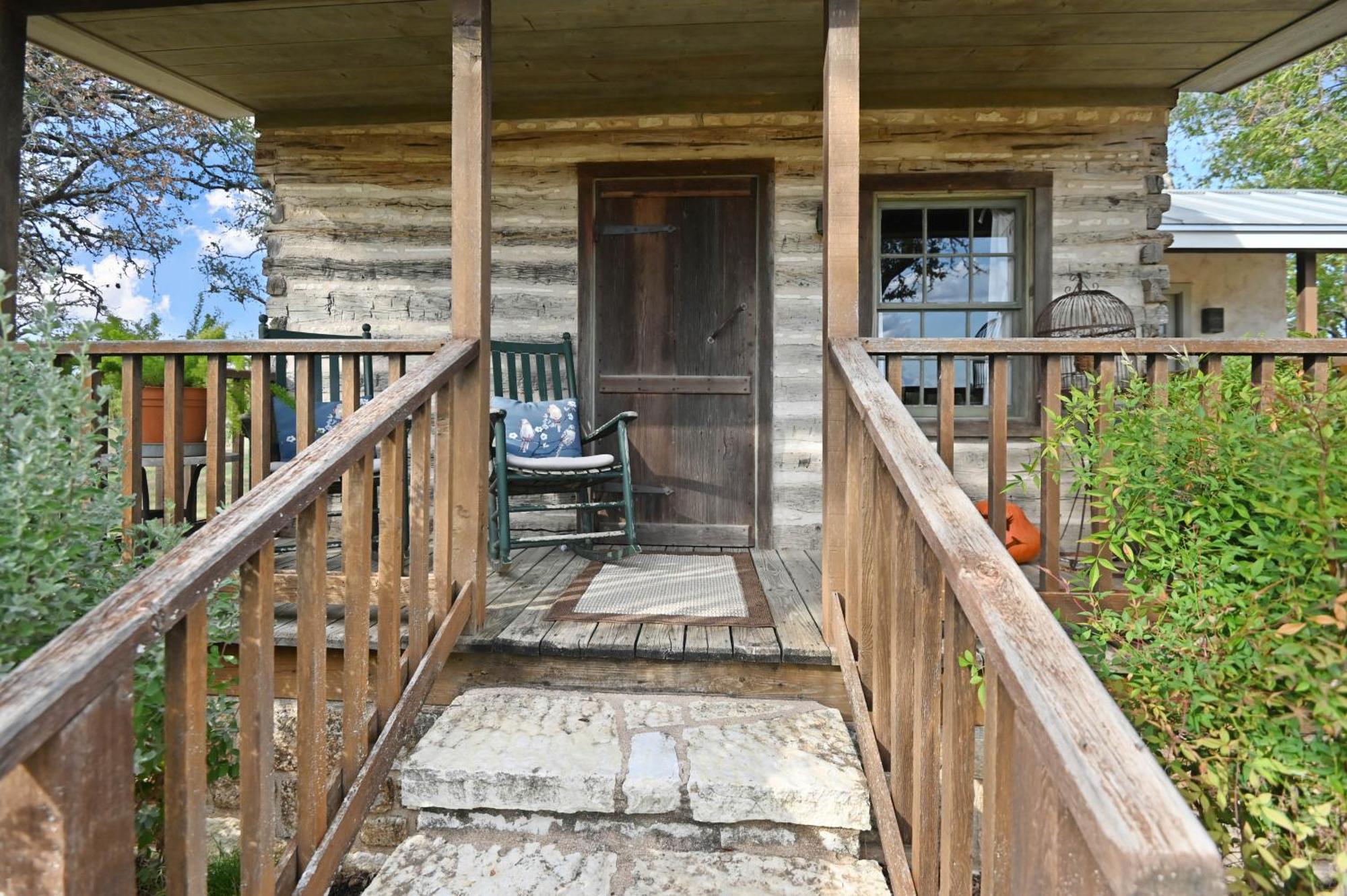Cabins On Knopp School-Chula Vista Cabin 프레드릭스버그 외부 사진